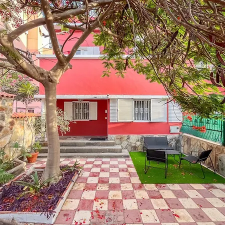 The Red House - 3br With Private Terrace Holiday home *
